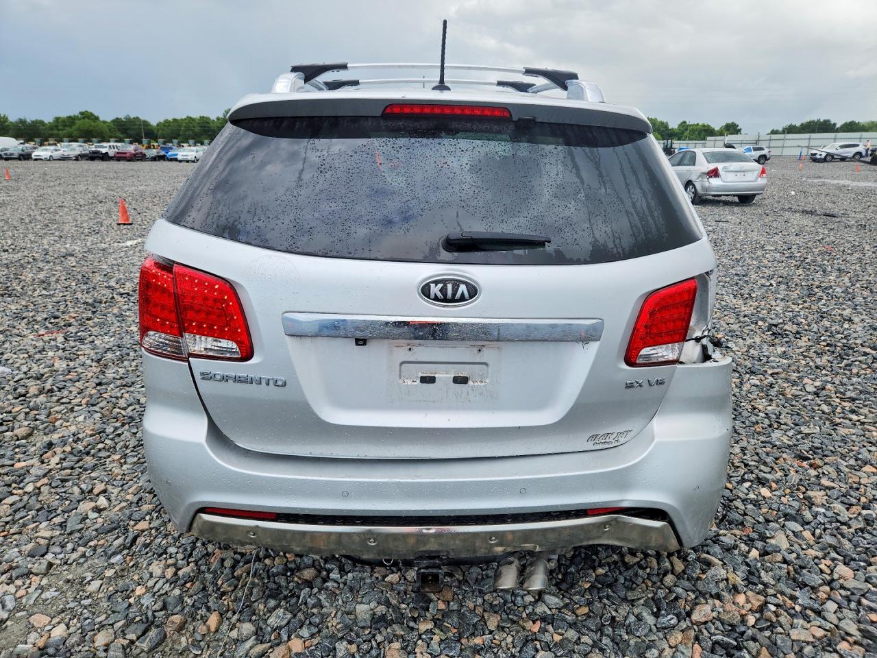 2013 KIA SORENTO
