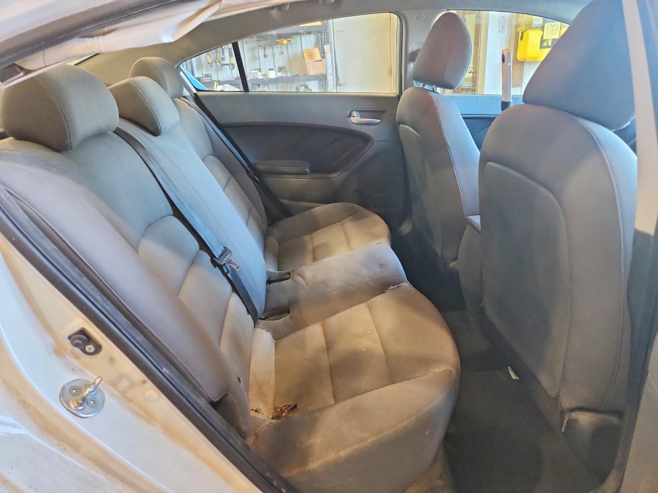 2017 KIA FORTE