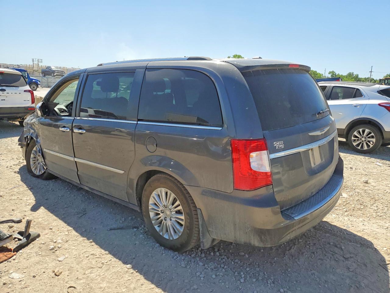 2016 CHRYSLER MINIVAN