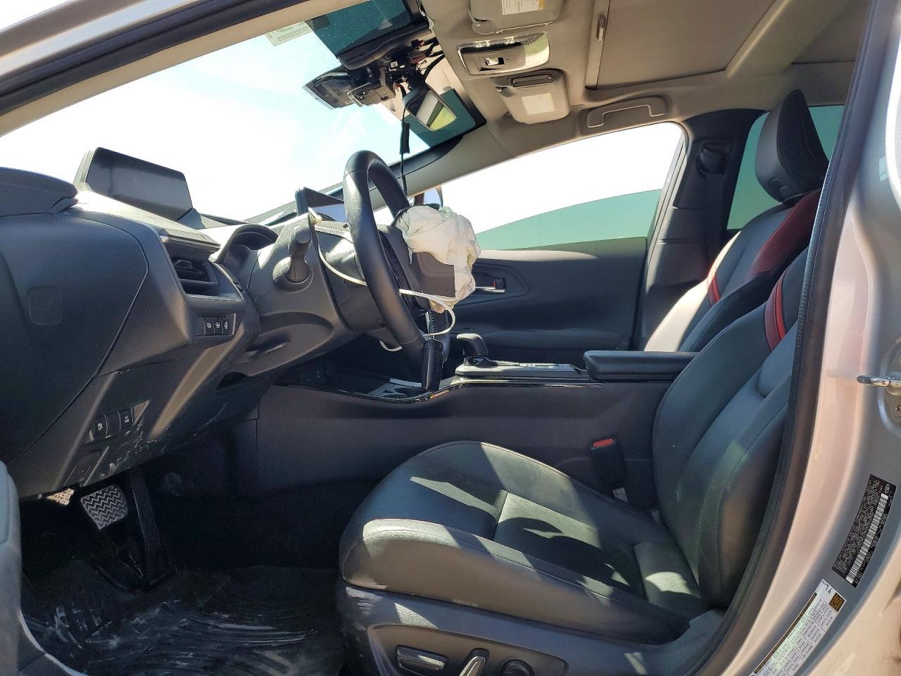 2024 TOYOTA PRIUS