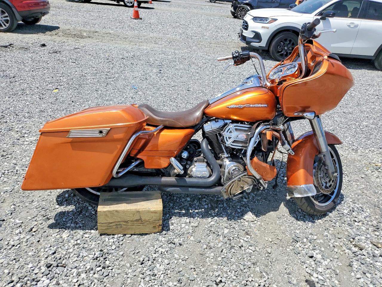 2015 HARLEY-DAVIDSON FL