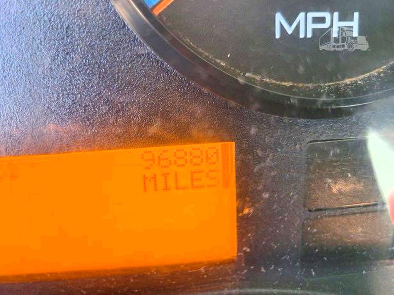 2010 INTERNATIONAL 4000 SERIE