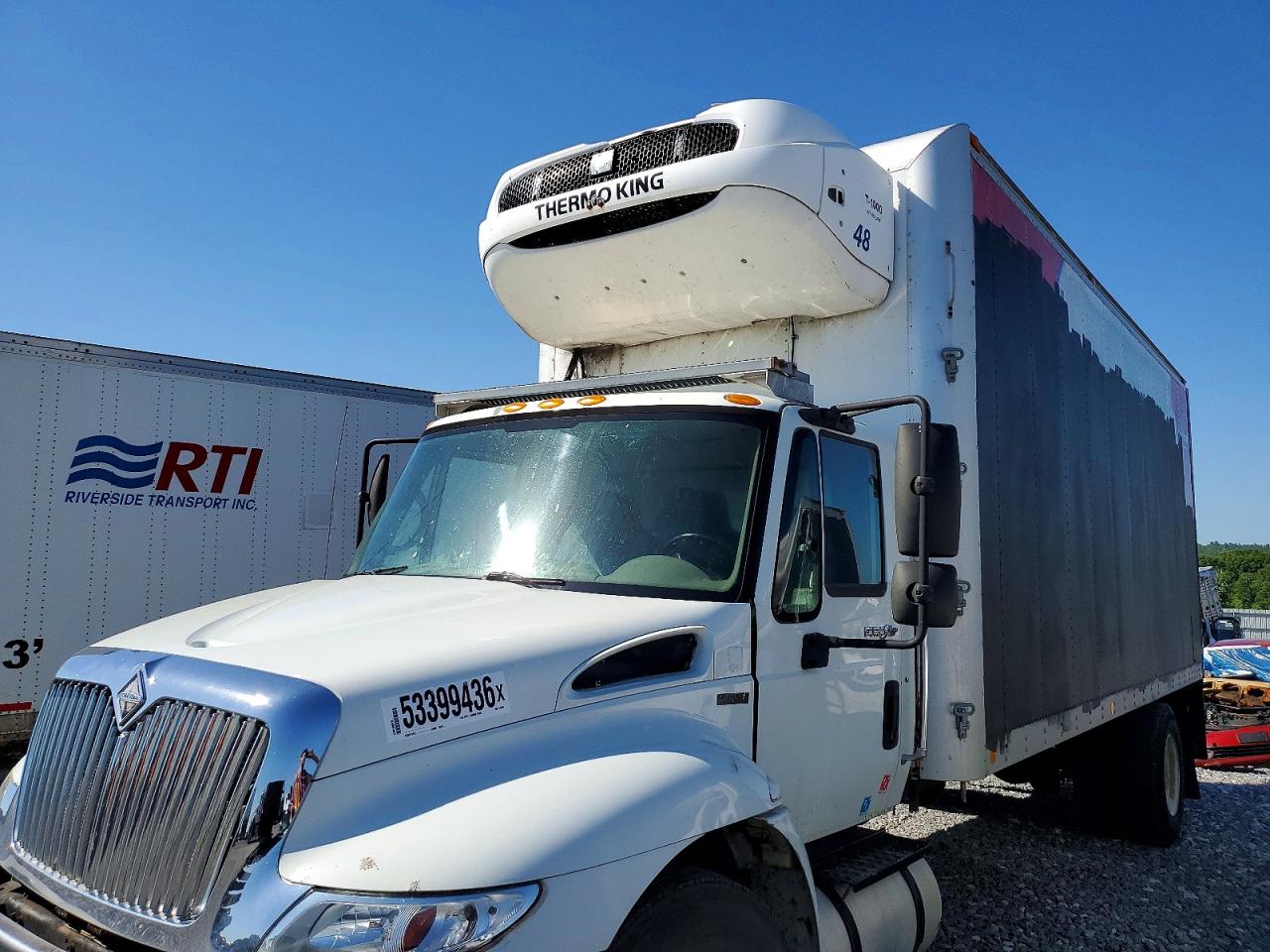 2008 INTERNATIONAL 4000 SERIE