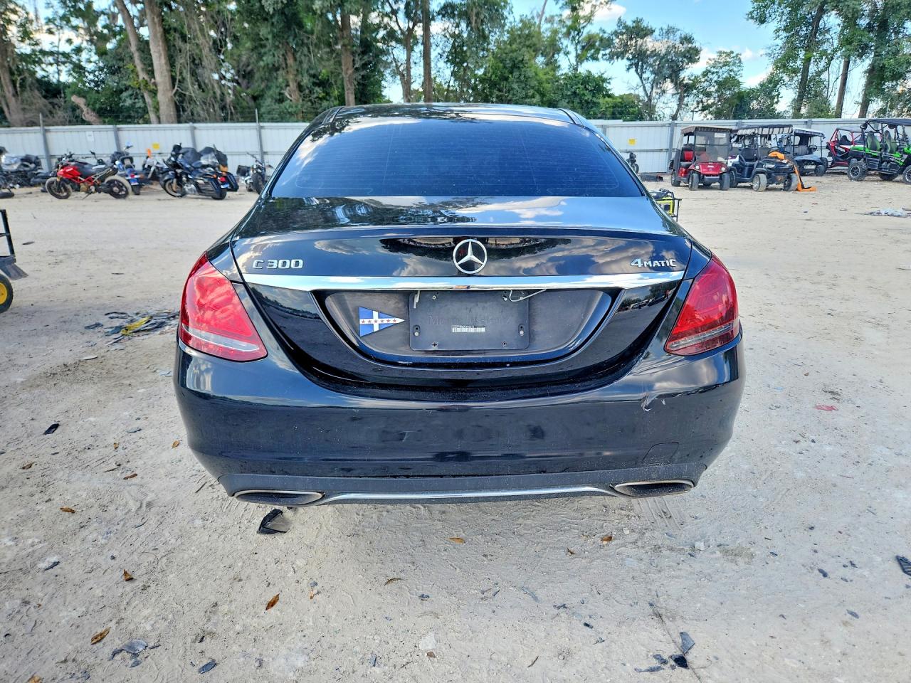2015 MERCEDES-BENZ C-CLASS