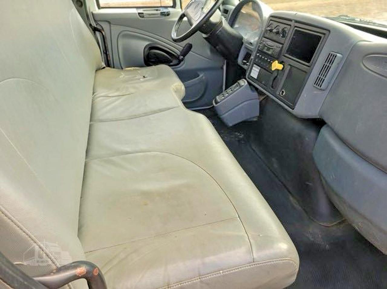 2007 INTERNATIONAL 4000 SERIE