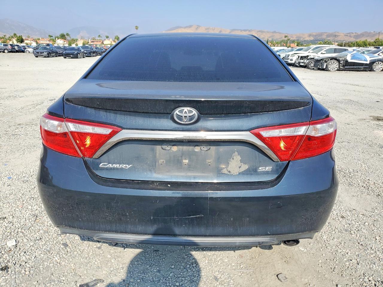 2015 TOYOTA CAMRY