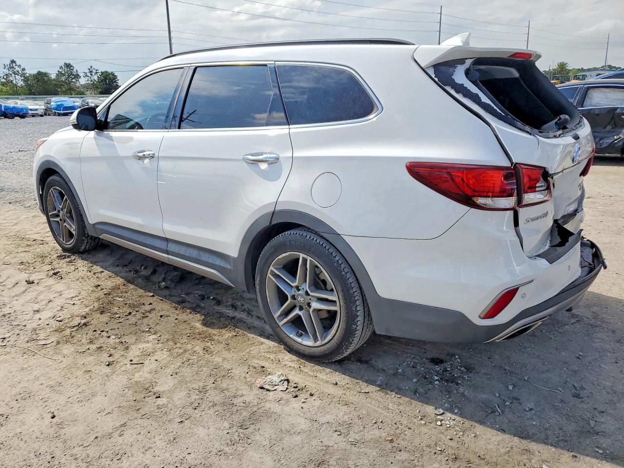 2017 HYUNDAI SANTA FE
