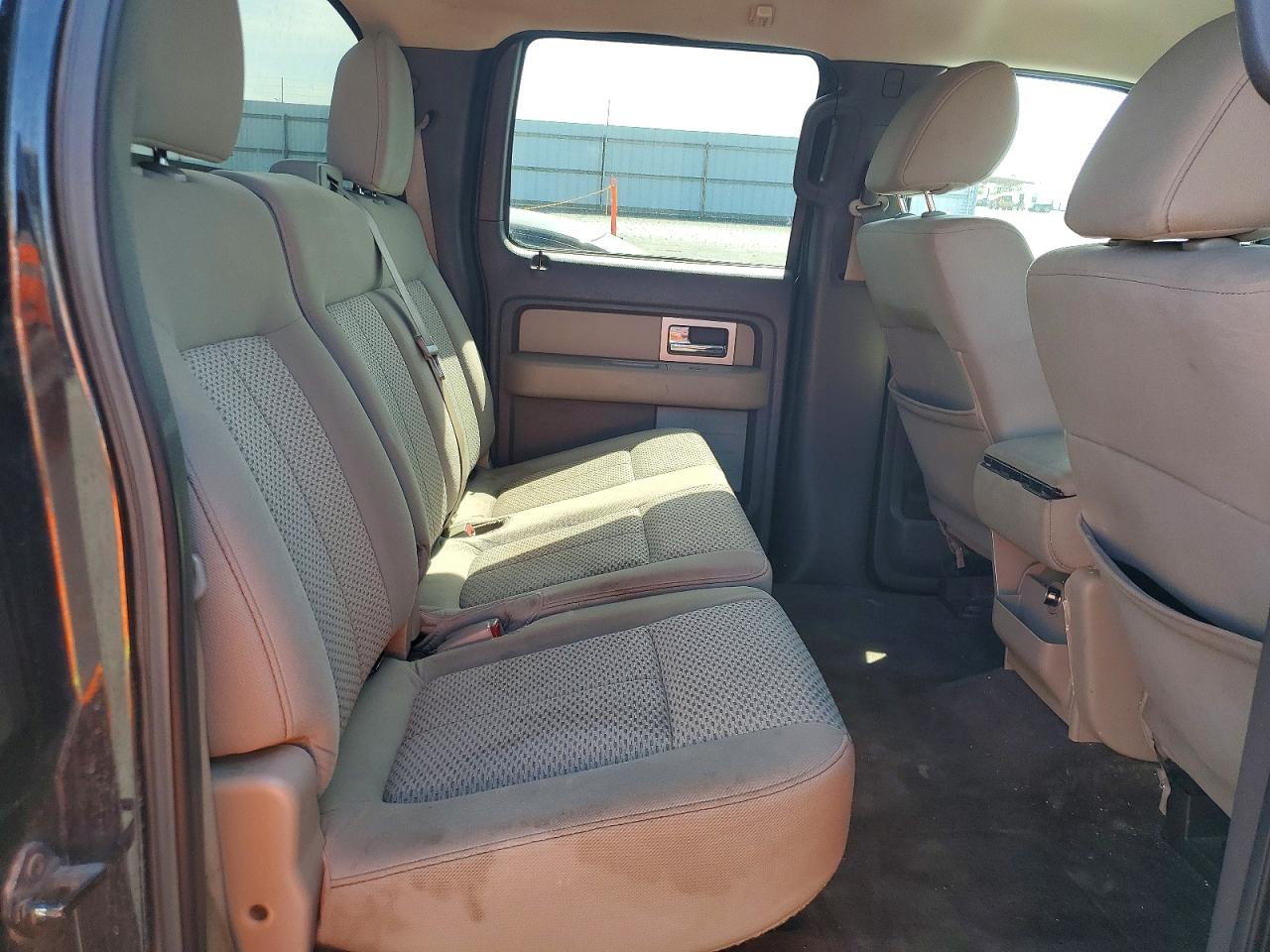 2010 FORD F150