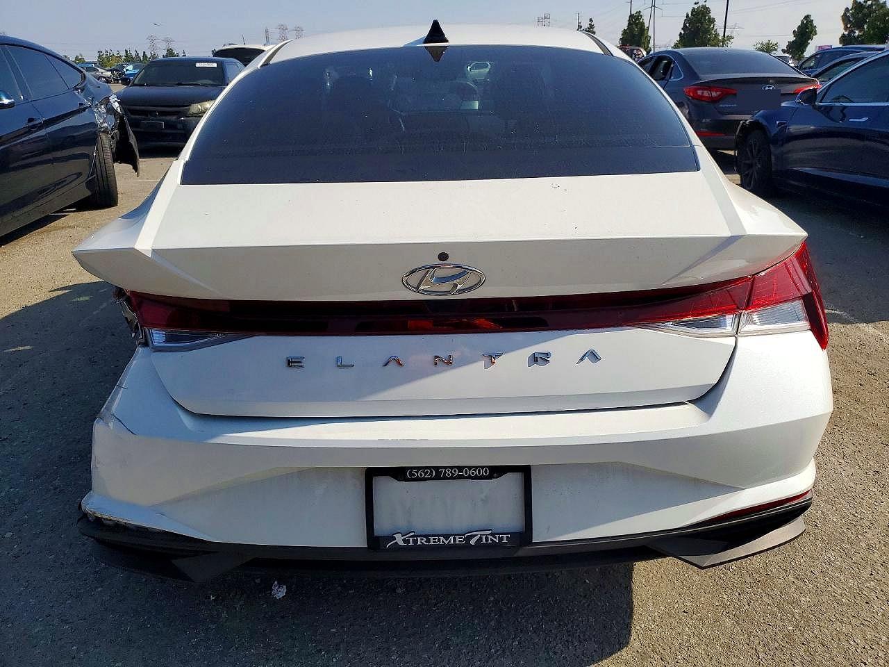 2022 HYUNDAI ELANTRA