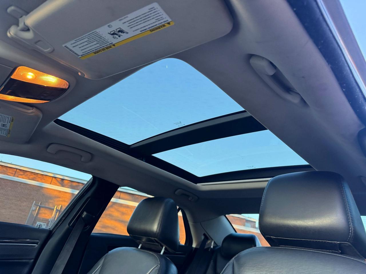 2016 CHRYSLER 300