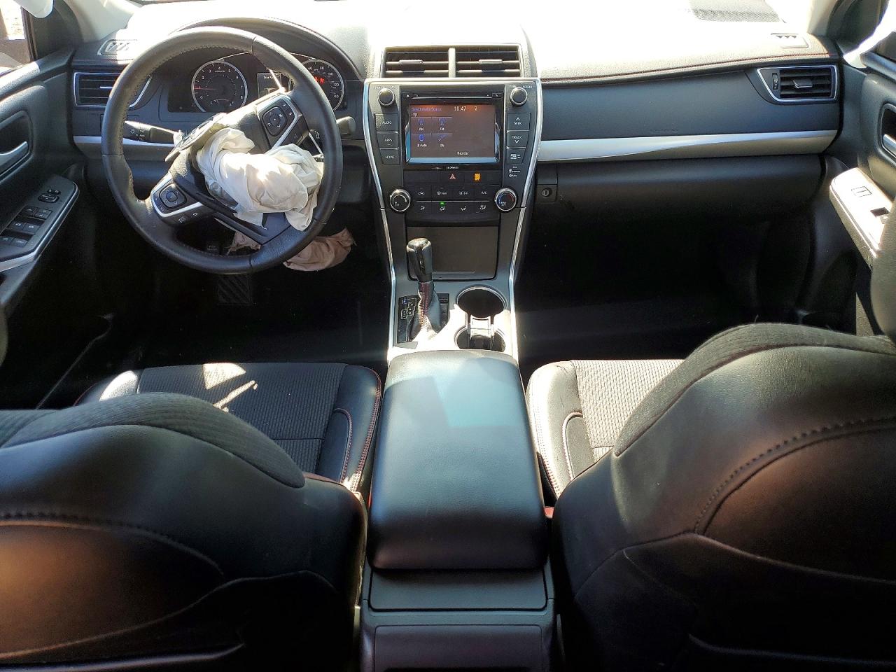 2017 TOYOTA CAMRY