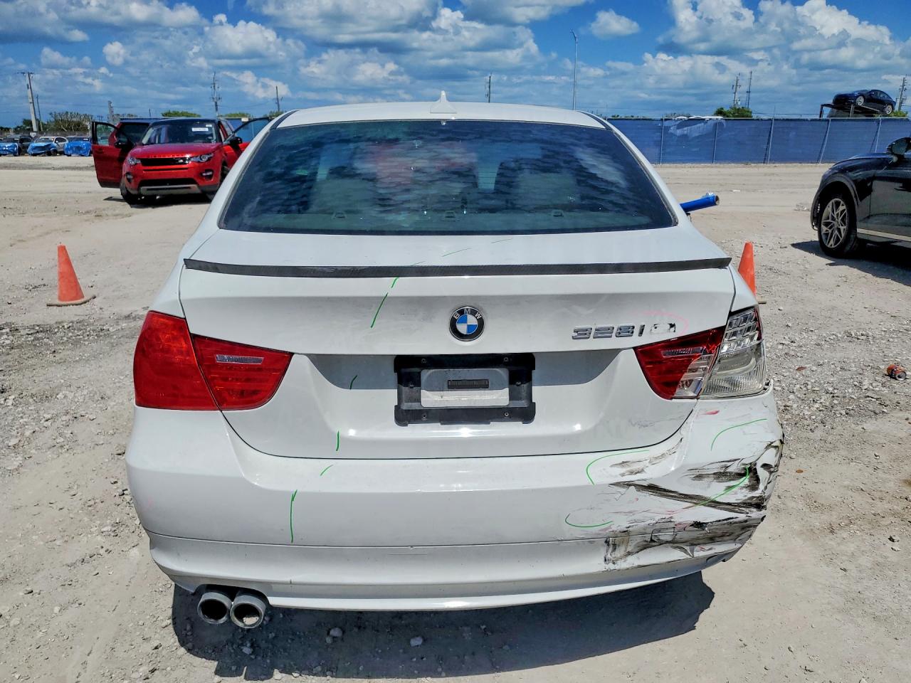 2011 BMW 3 SERIES