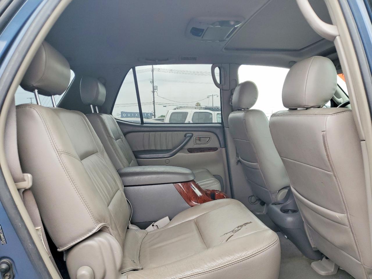 2006 TOYOTA SEQUOIA