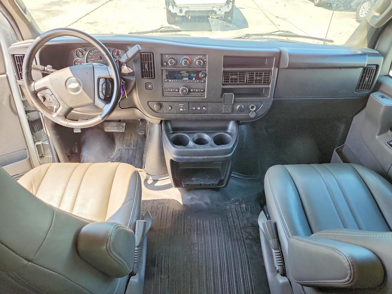 2022 CHEV EXPRESS