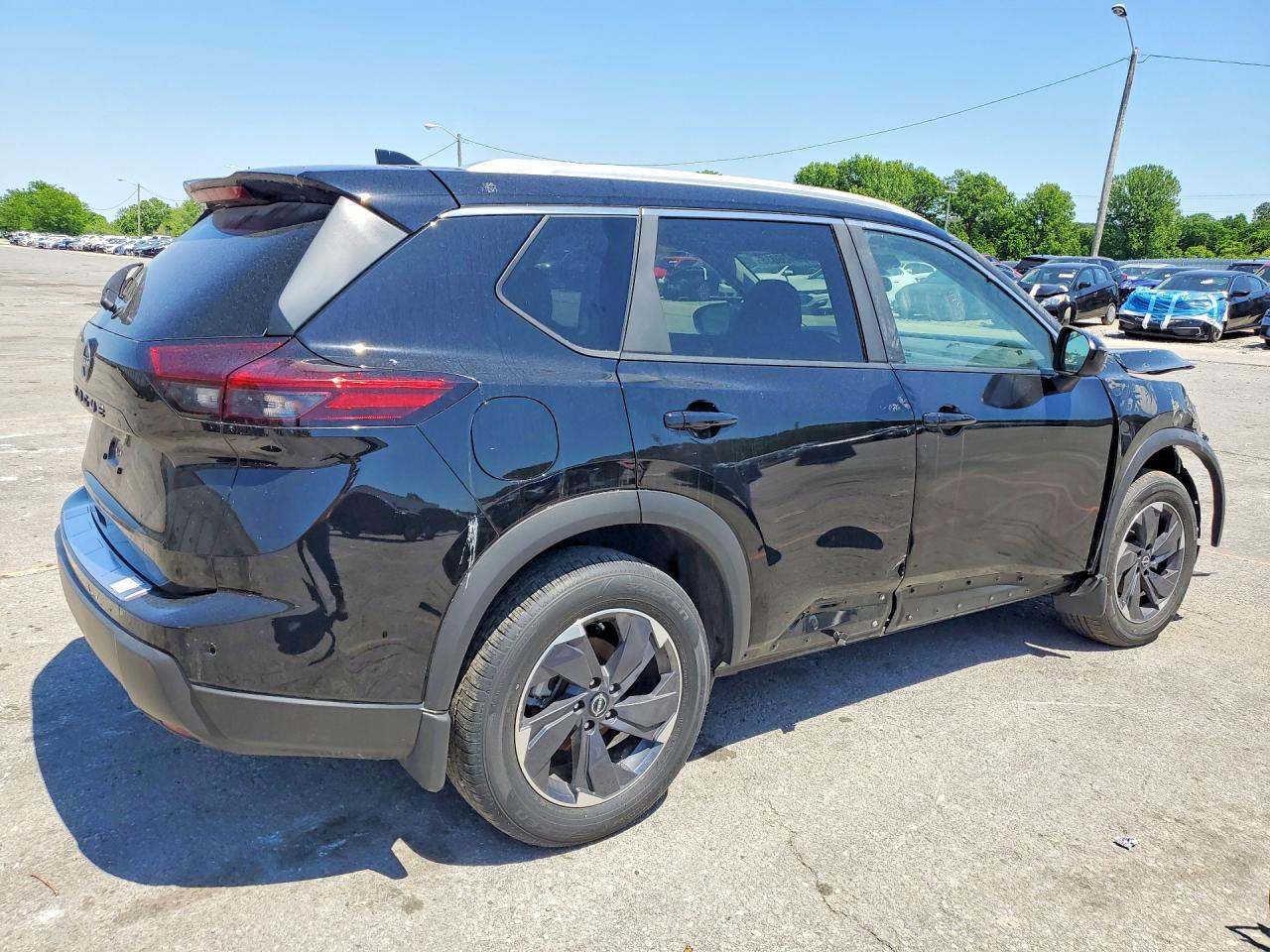 2025 NISSAN ROGUE