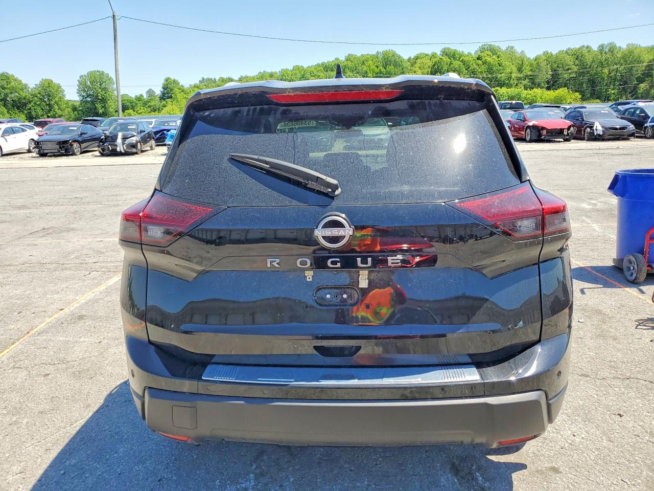 2025 NISSAN ROGUE