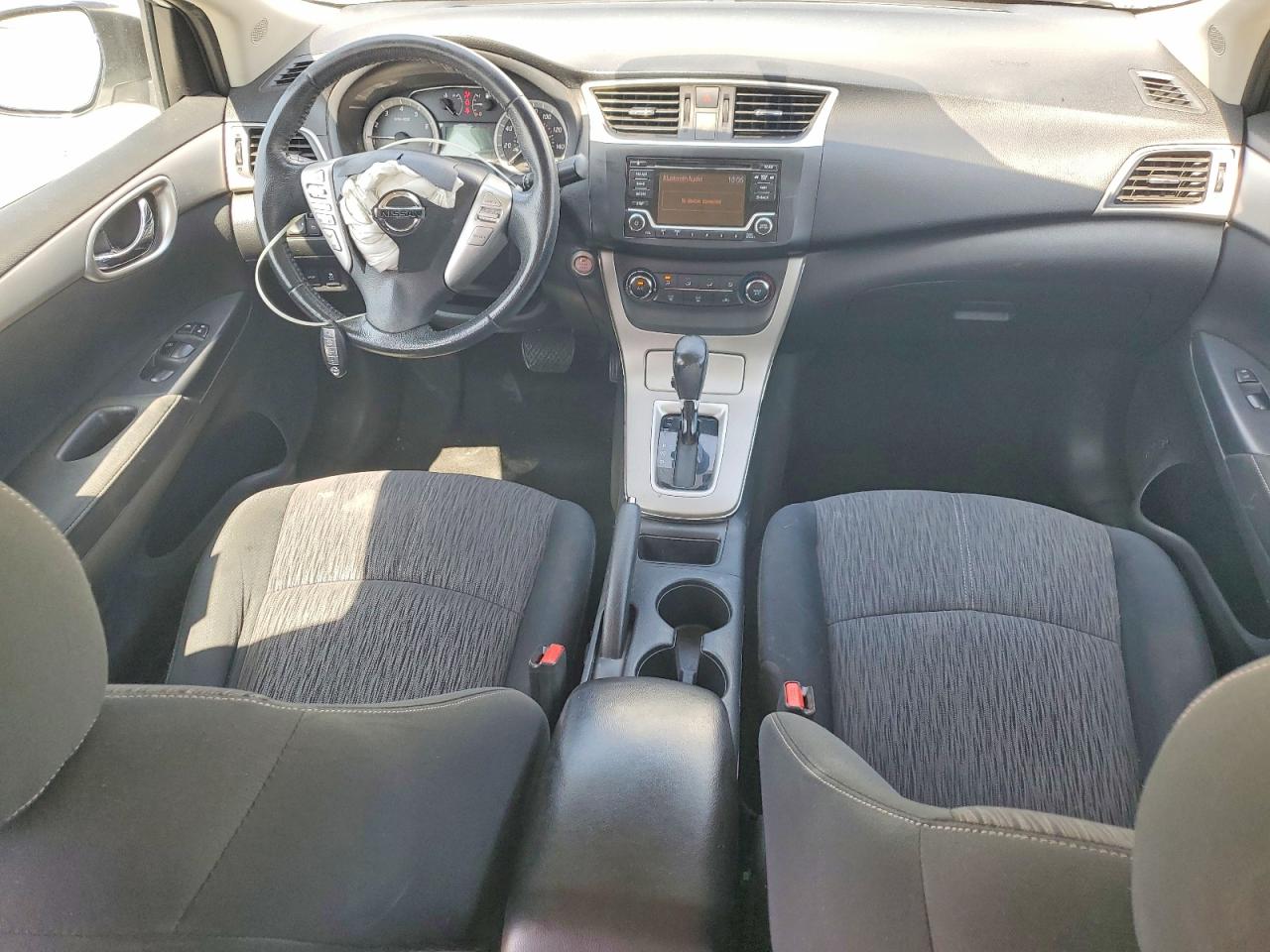 2015 NISSAN SENTRA