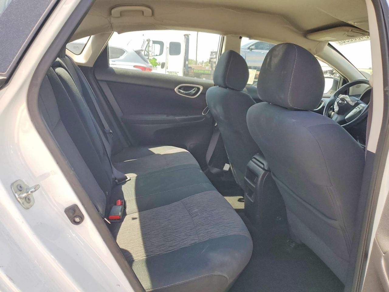 2015 NISSAN SENTRA