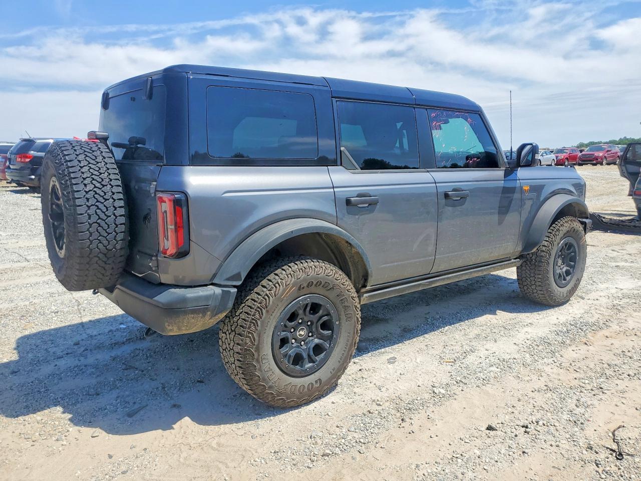 2025 FORD BRONCO