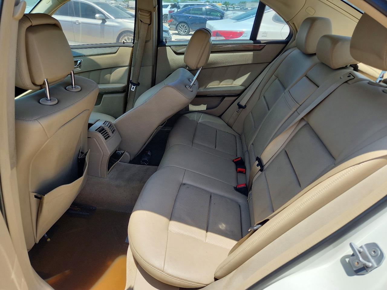 2010 MERCEDES-BENZ E-CLASS