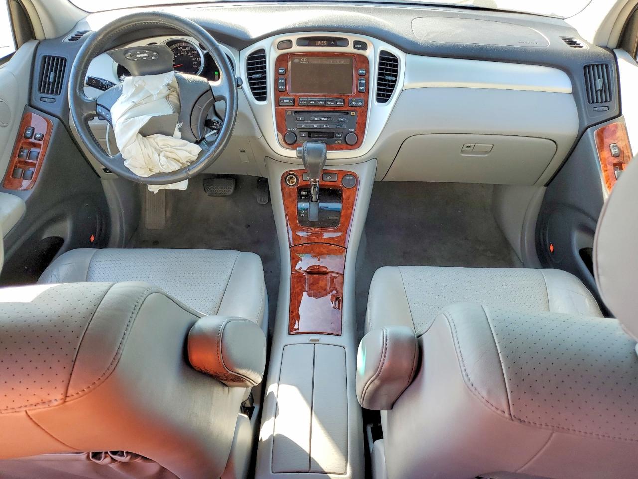 2006 TOYOTA HIGHLANDER
