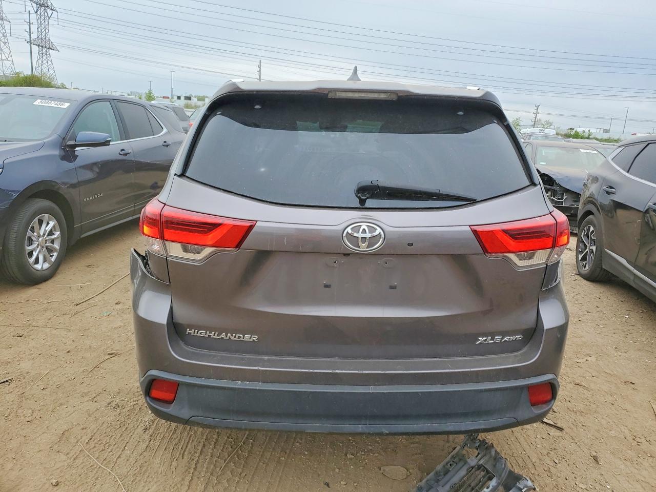 2019 TOYOTA HIGHLANDER