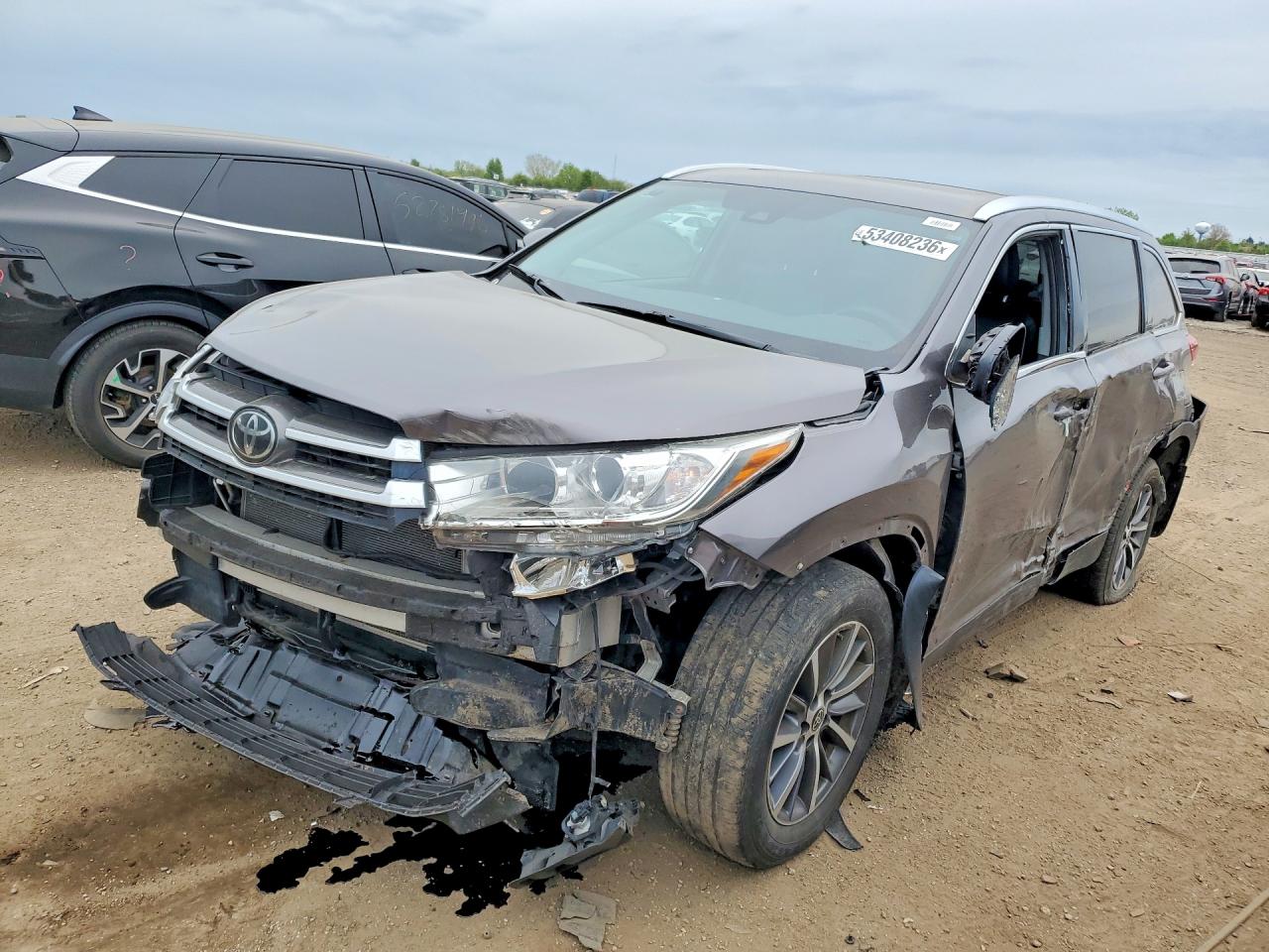 2019 TOYOTA HIGHLANDER