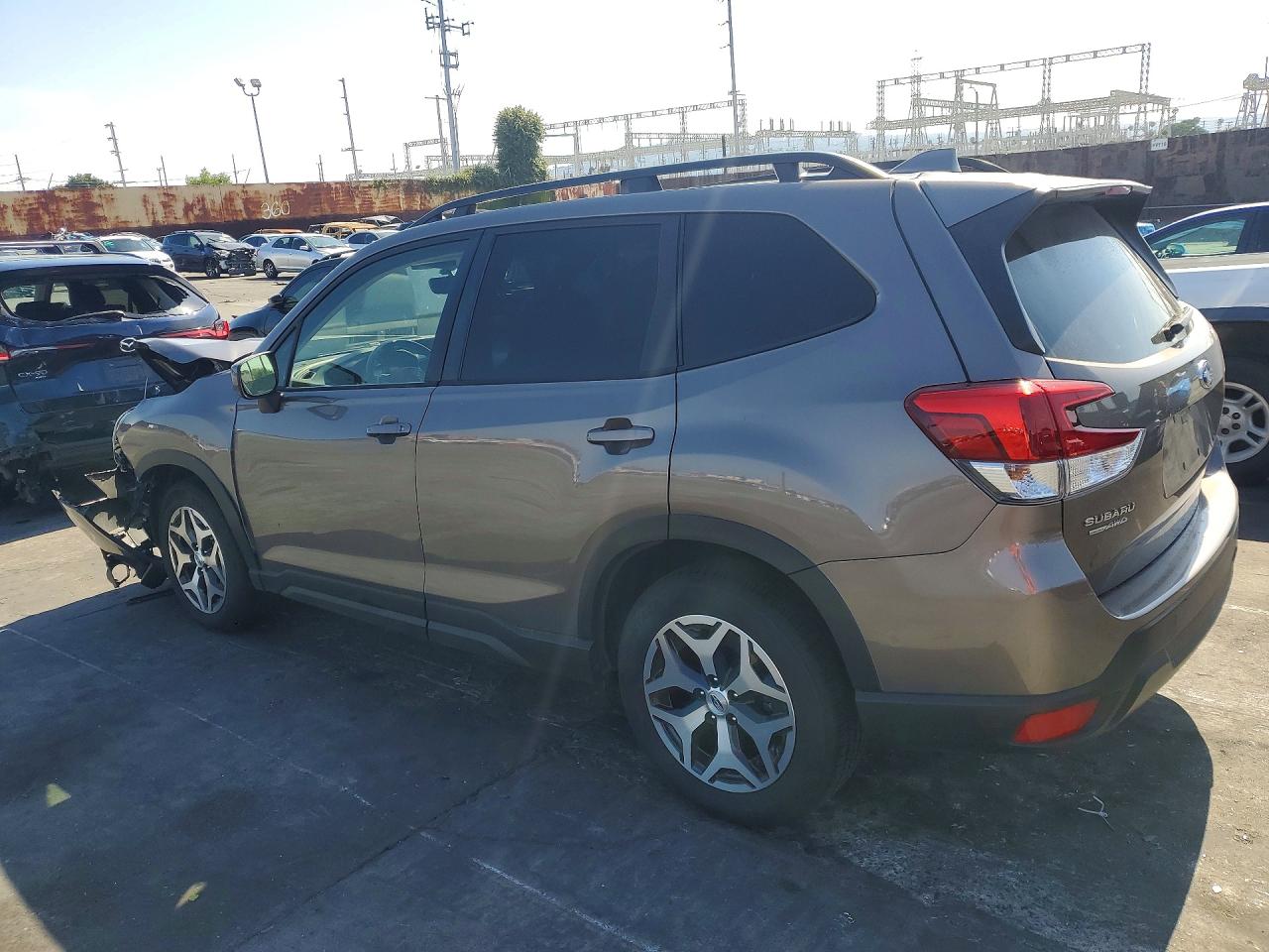 2023 SUBARU FORESTER