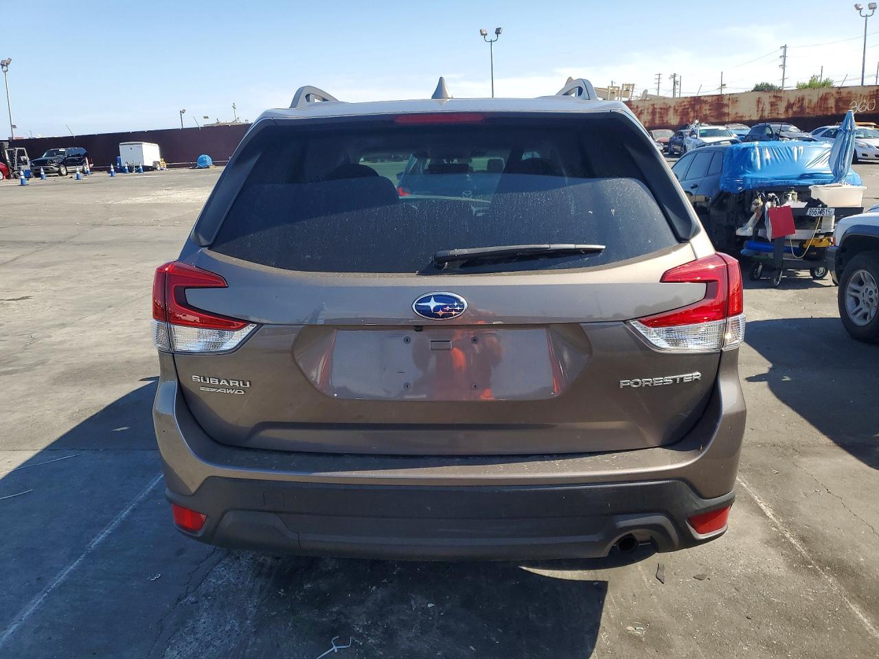 2023 SUBARU FORESTER