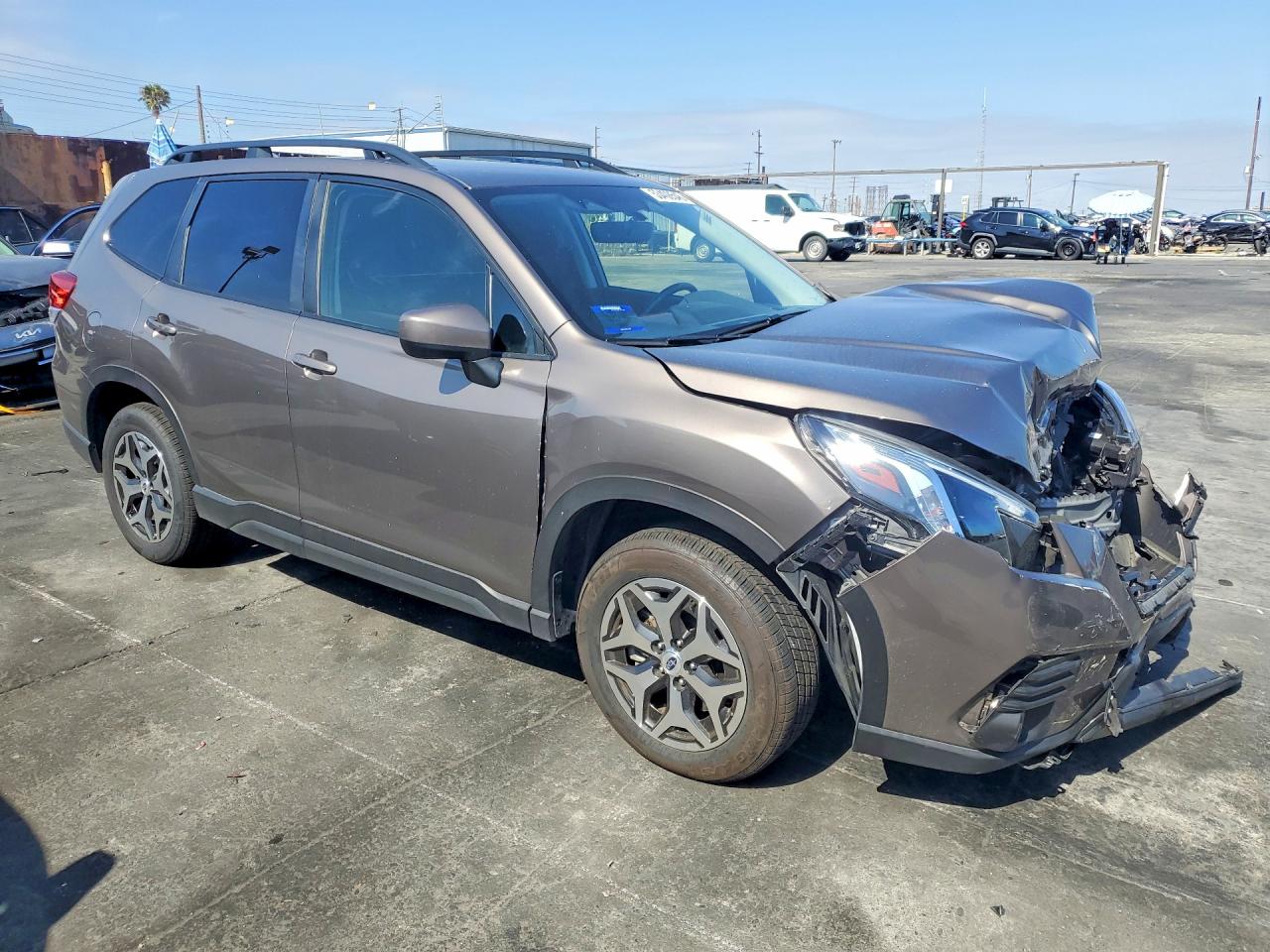 2023 SUBARU FORESTER