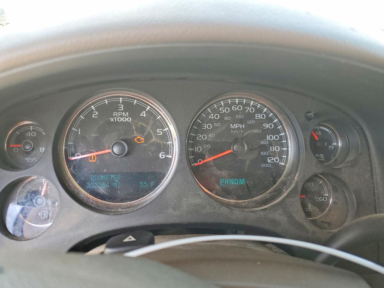 2011 CHEVROLET SUBURBAN
