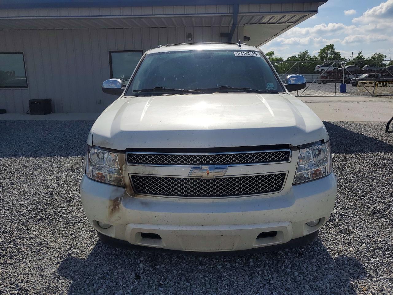 2011 CHEVROLET SUBURBAN