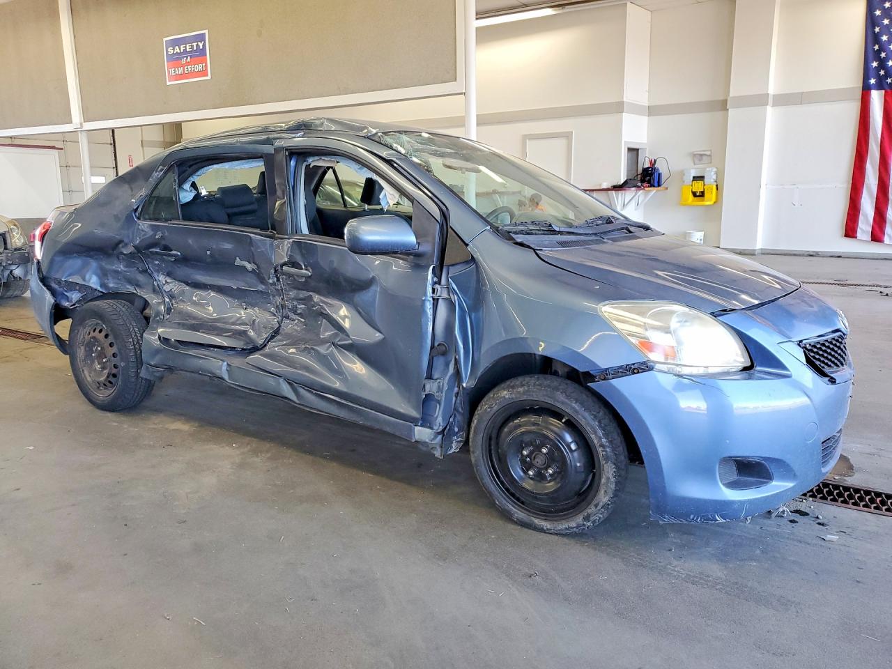 2012 TOYOTA YARIS