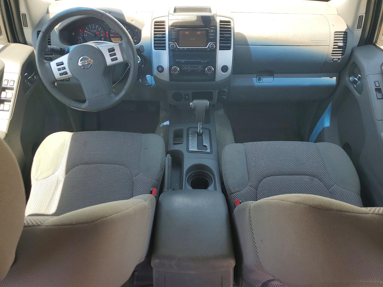 2017 NISSAN FRONTIER