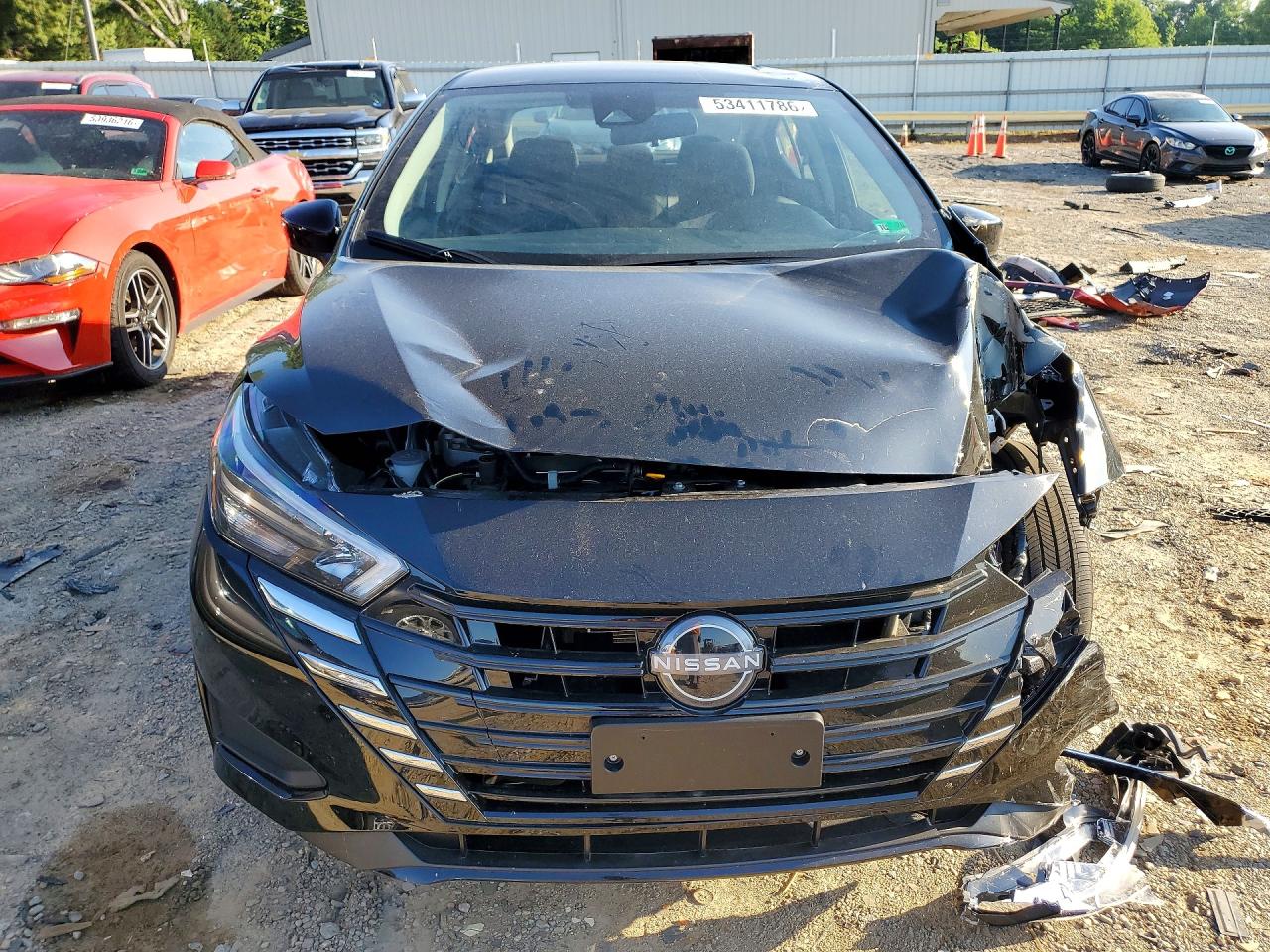 2025 NISSAN VERSA