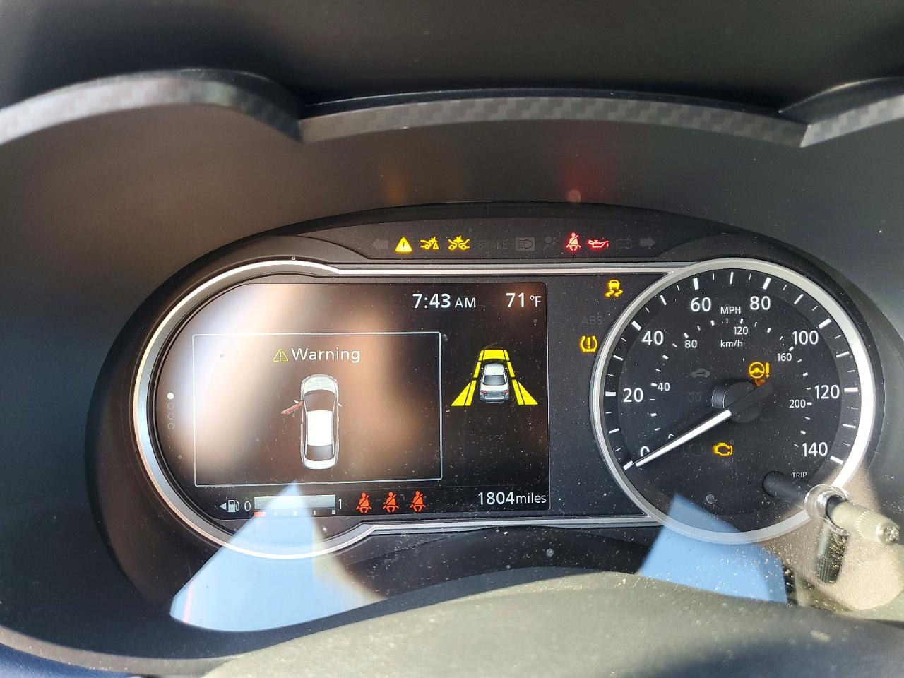 2025 NISSAN VERSA