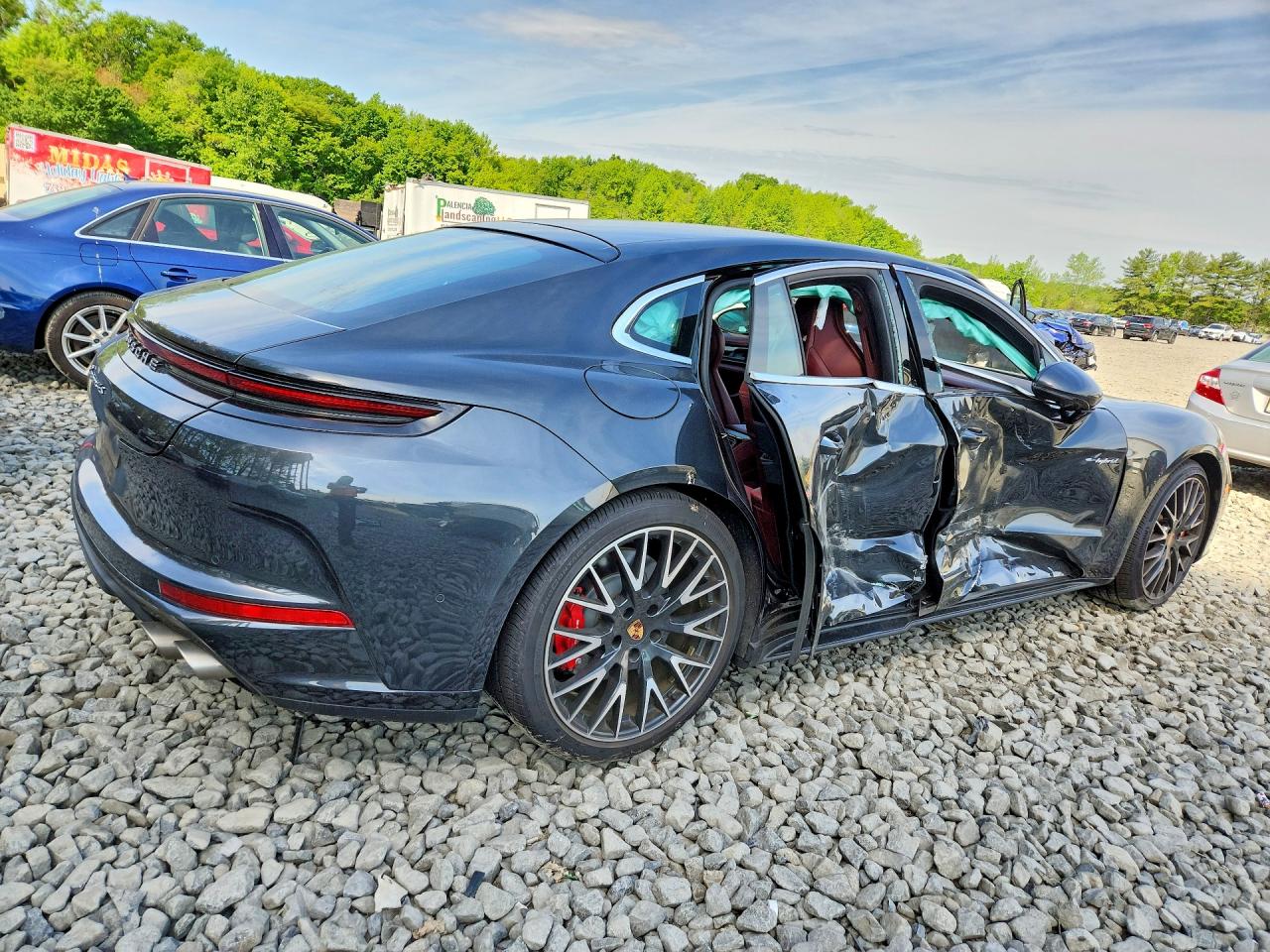 2025 PORSCHE PANAMERA