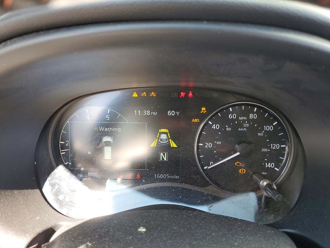 2023 NISSAN KICKS