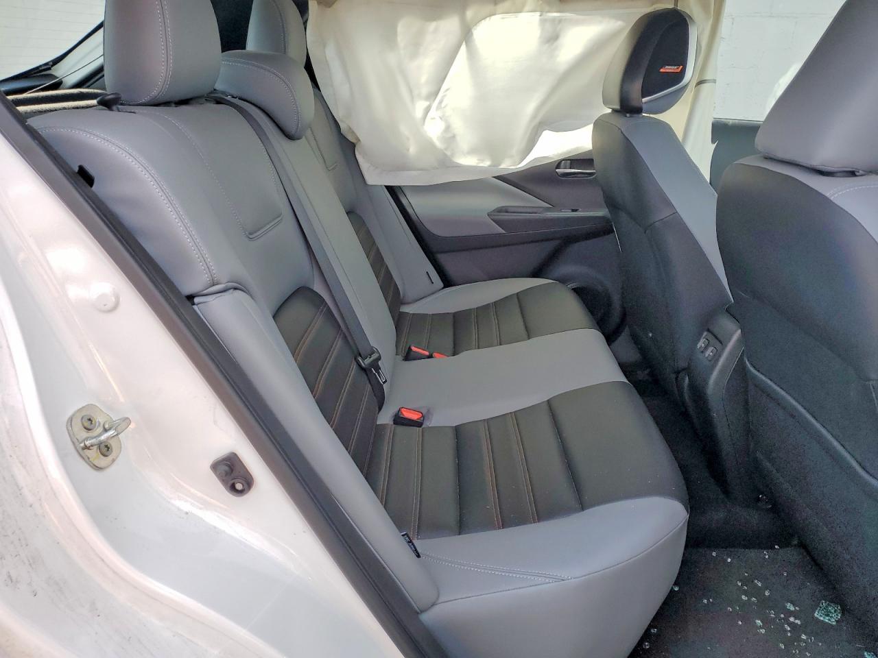 2023 NISSAN KICKS