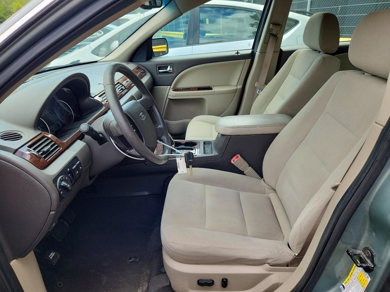 2008 FORD TAURUS