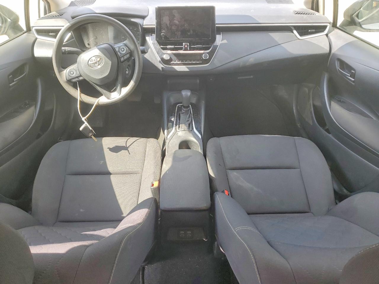 2025 TOYOTA COROLLA