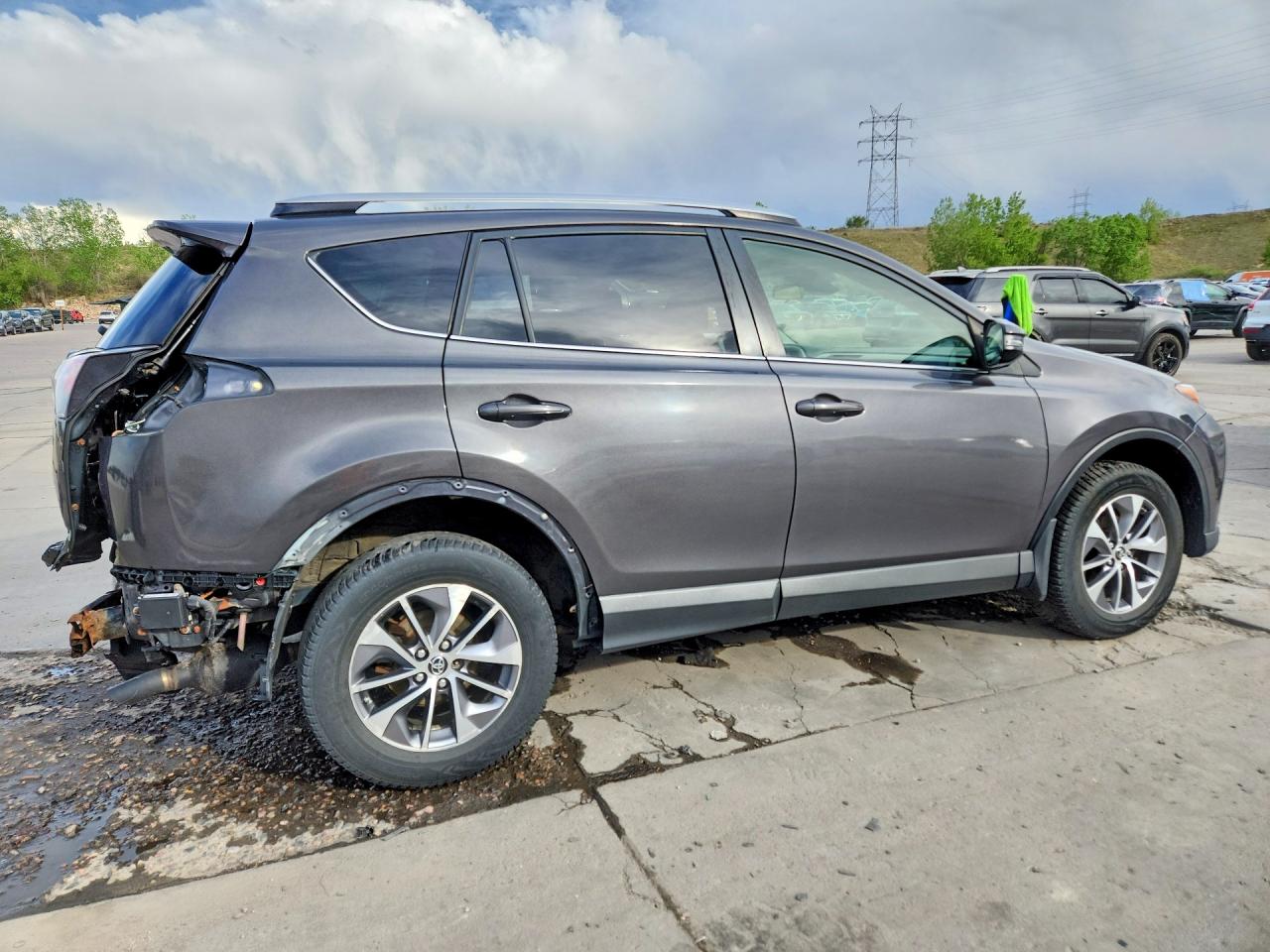 2016 TOYOTA RAV4