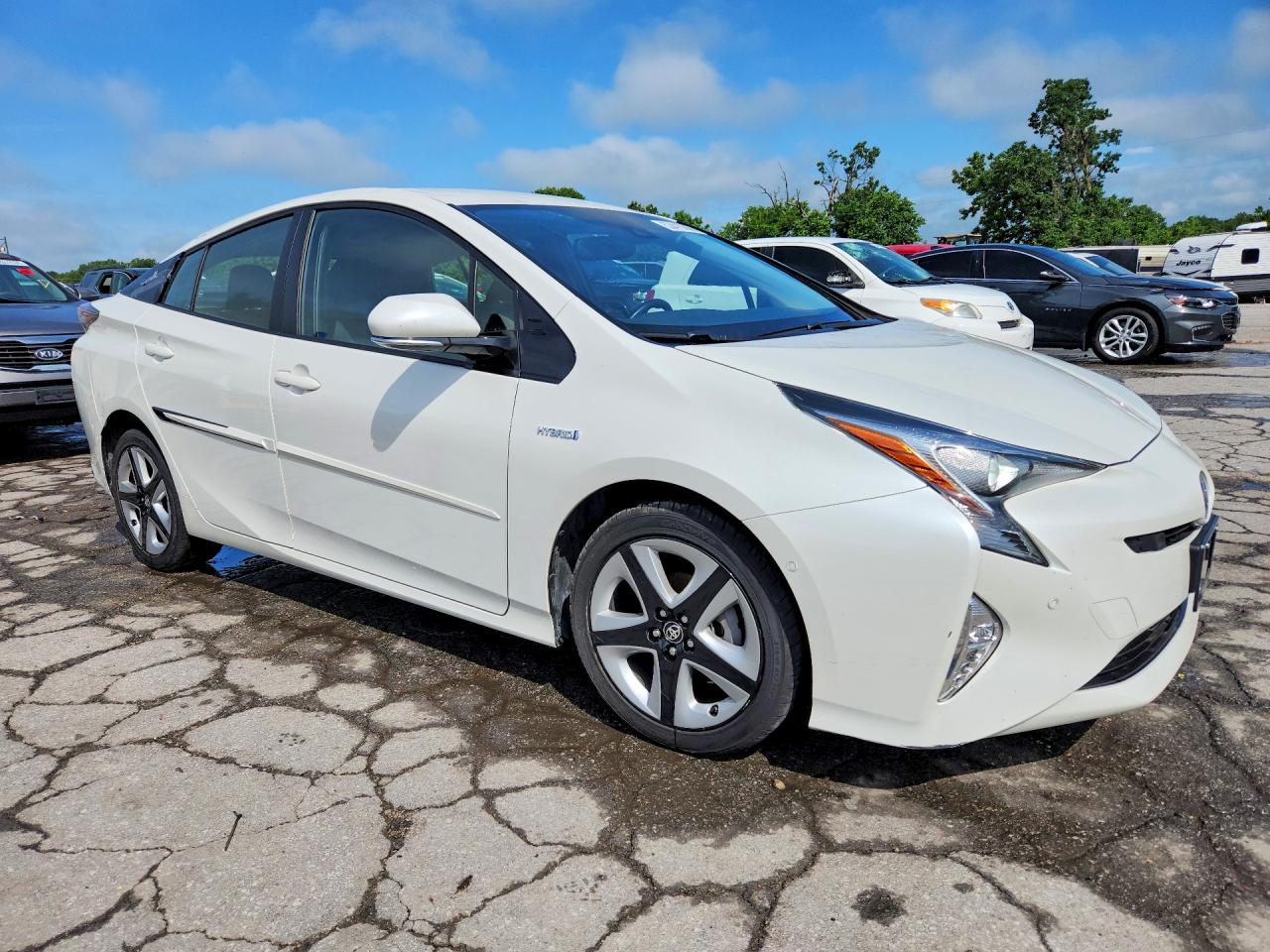 2018 TOYOTA PRIUS