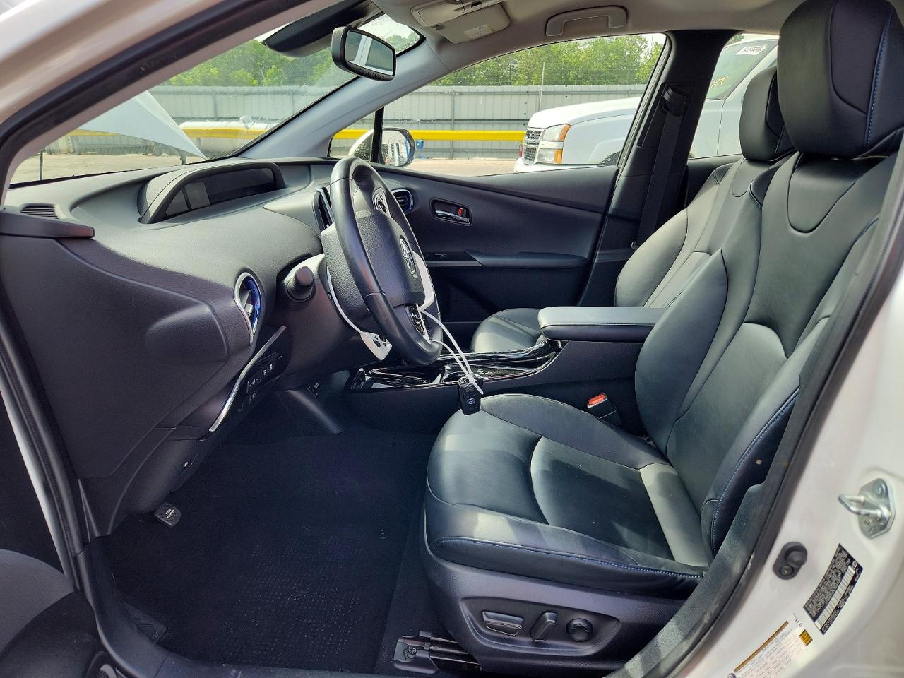 2018 TOYOTA PRIUS