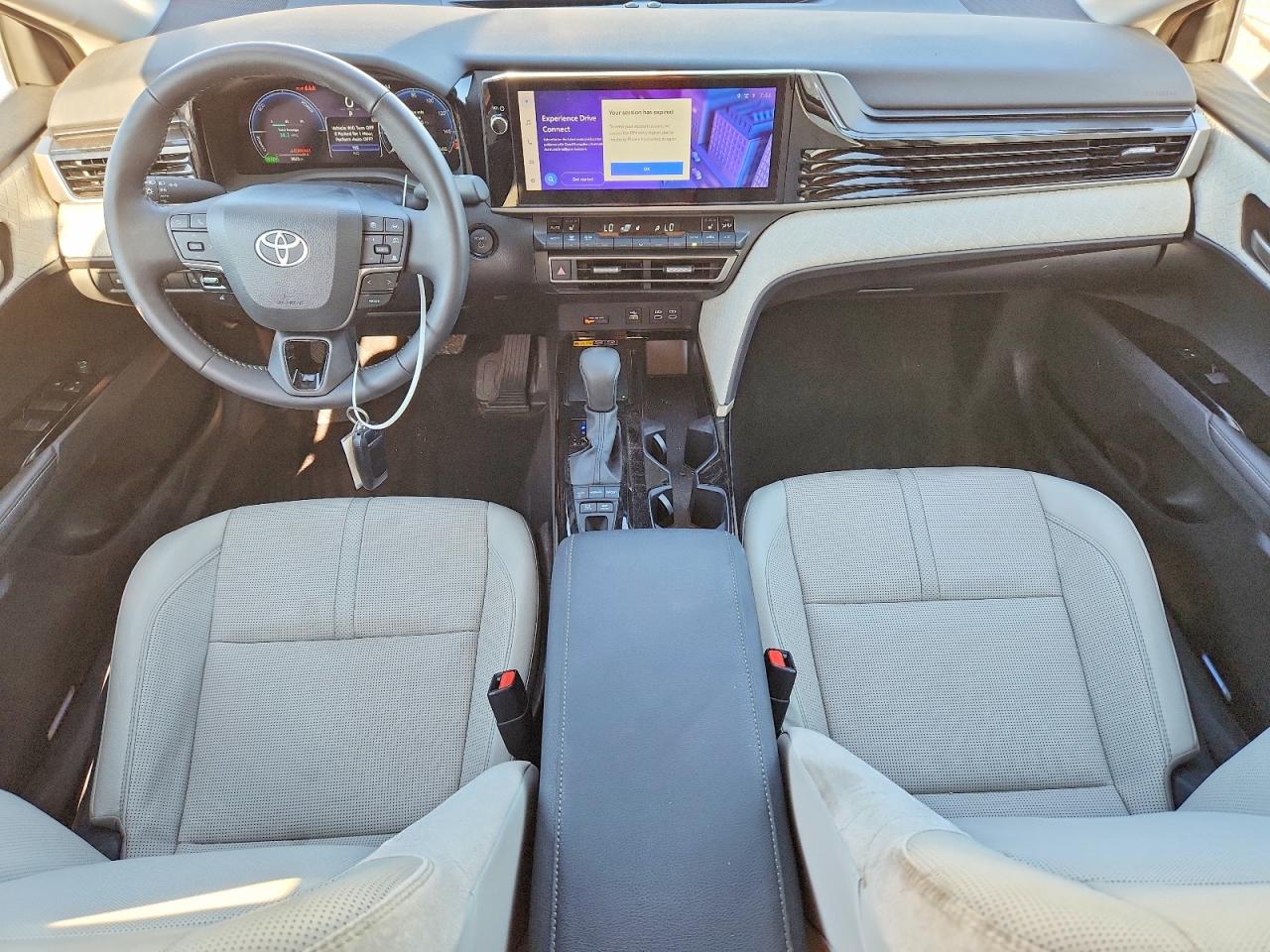 2025 TOYOTA CAMRY