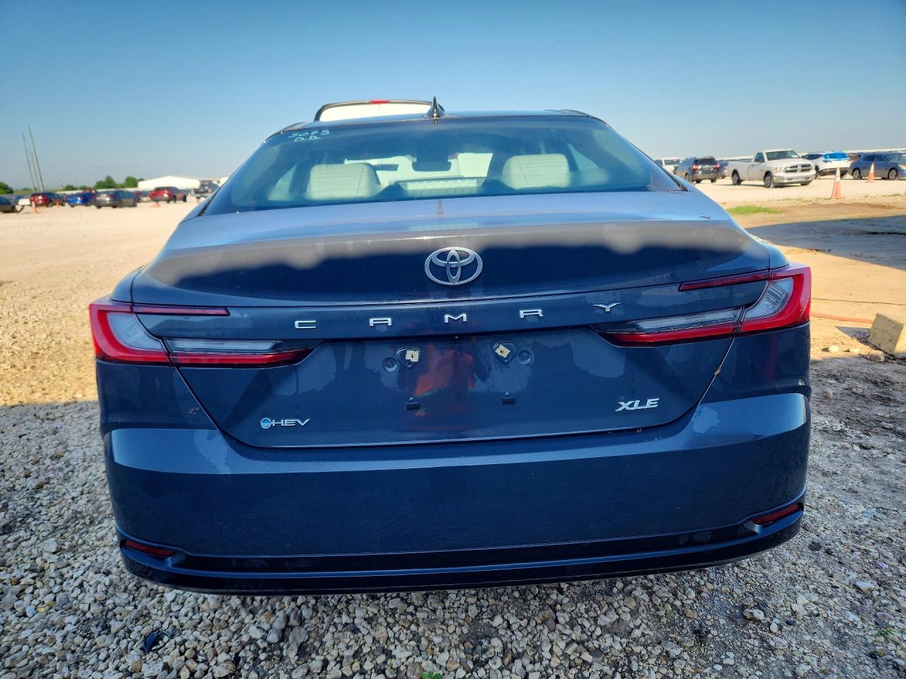 2025 TOYOTA CAMRY