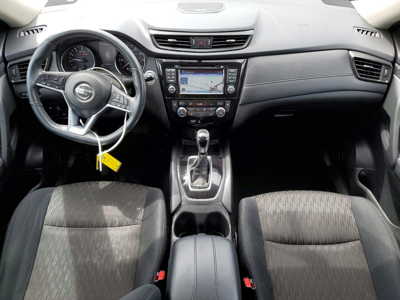 2017 NISSAN ROGUE