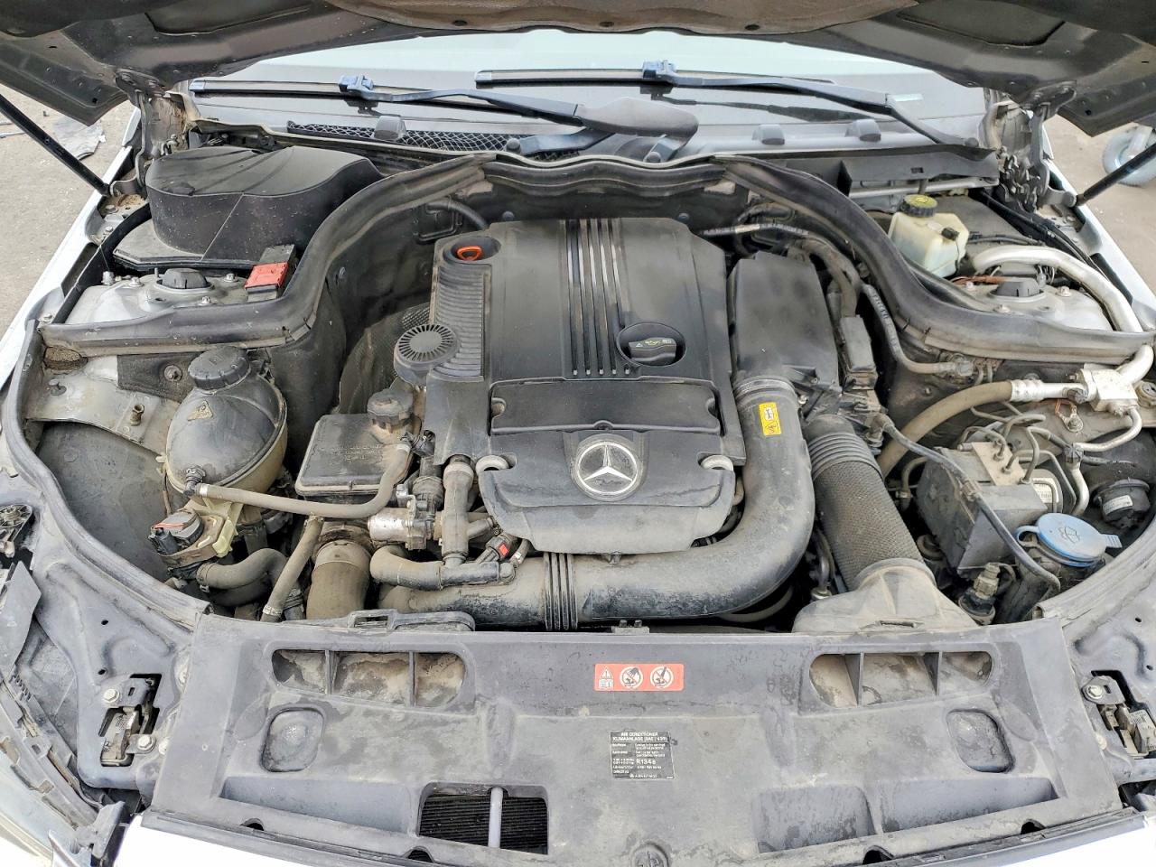 2012 MERCEDES-BENZ C-CLASS