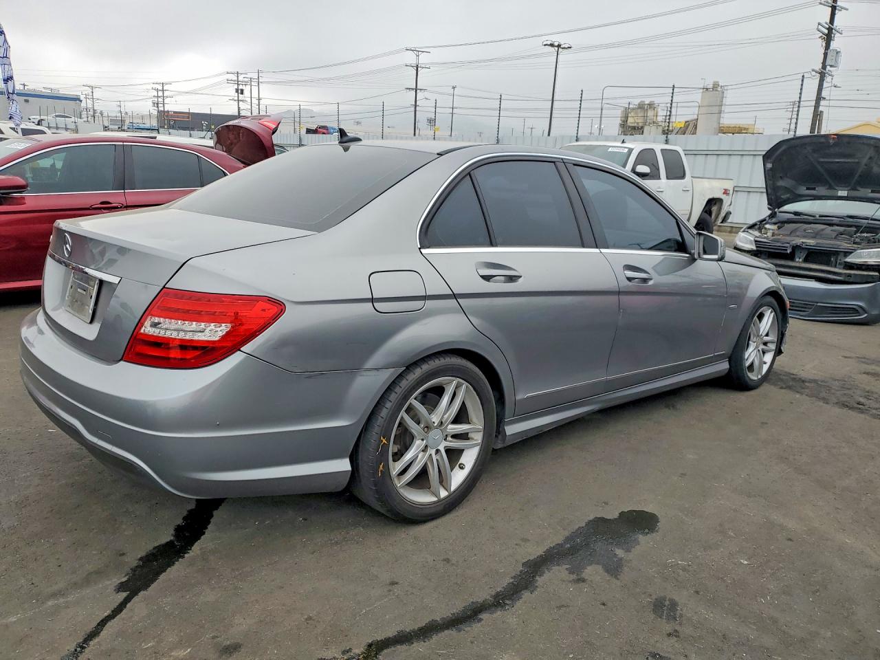 2012 MERCEDES-BENZ C-CLASS