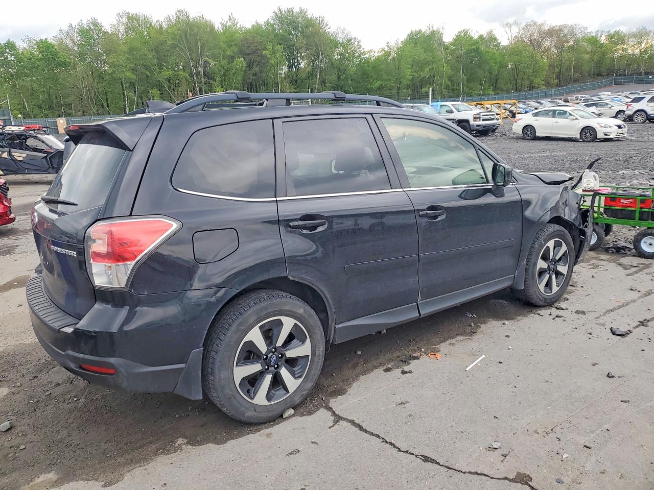 2018 SUBARU FORESTER